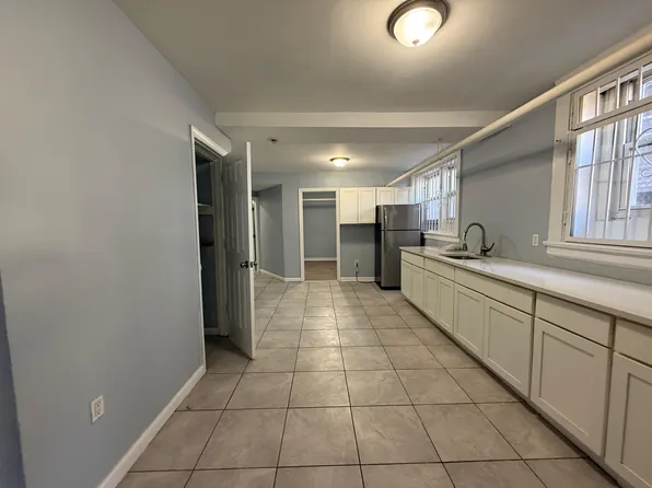 63 N Walnut St, East Orange, NJ