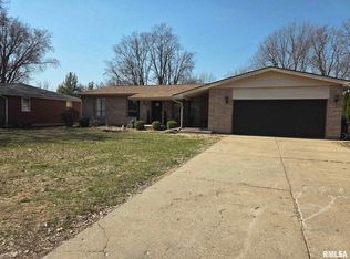 1612 Curtis Creek Rd, Quincy, IL 62301