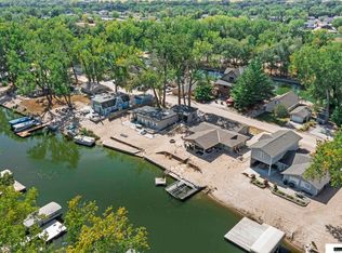 S 1083 Timber Ln, Fremont, NE 68025