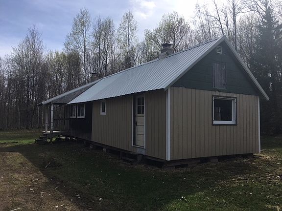 2nd image of E4921 Deer Haven Ln