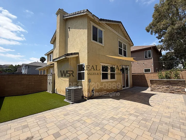 5798 Mapleview Dr — Photo 22