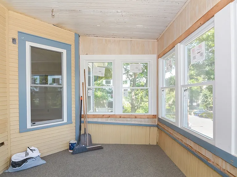 350 King St #1 — Photo 12