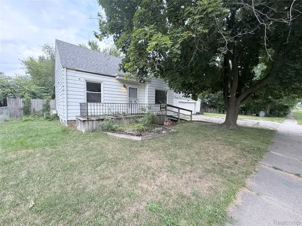 3220 W Ridgeway Ave, Flint, MI 48504