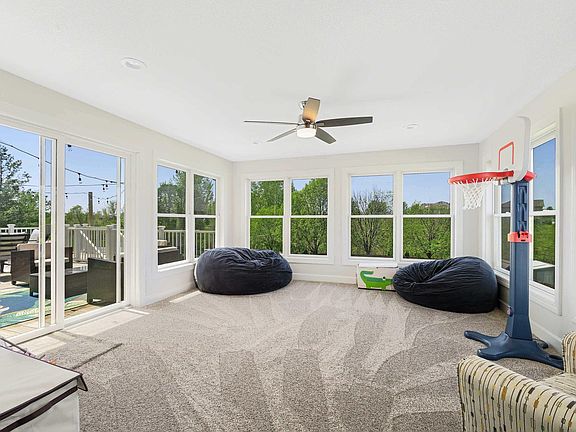 4th image of 5648 Belle Ct