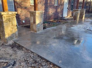 5233 Flamingo Rd, Fort Worth, TX 76119