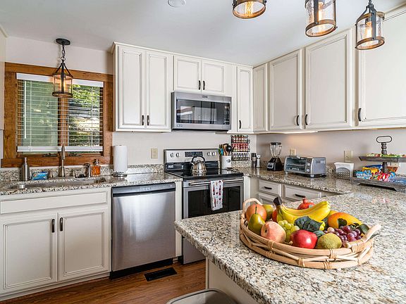 3rd image of 5385 Trevino Dr