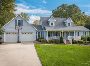 2077 E Winds Ave, Morganton, NC 28655