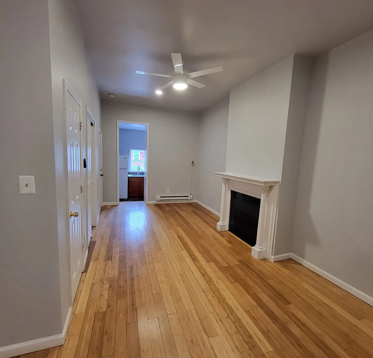 2 bed, 900 sqft, $1,250 — Photo 2