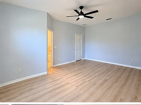 3 bed, 2000 sqft, $2,200 — Photo 3
