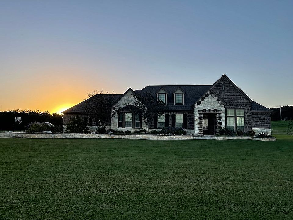 1st image of 26147 Park Bend Dr