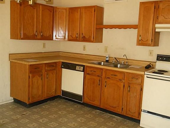 5th image of 6032 Bogard Dr