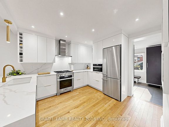 4th image of 154 Fairview Ave