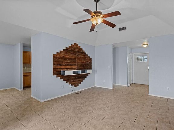 4th image of 1708 English Dr