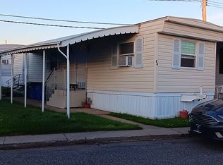 1501 Roosevelt Ave TRAILER B4, Carteret, NJ 07008