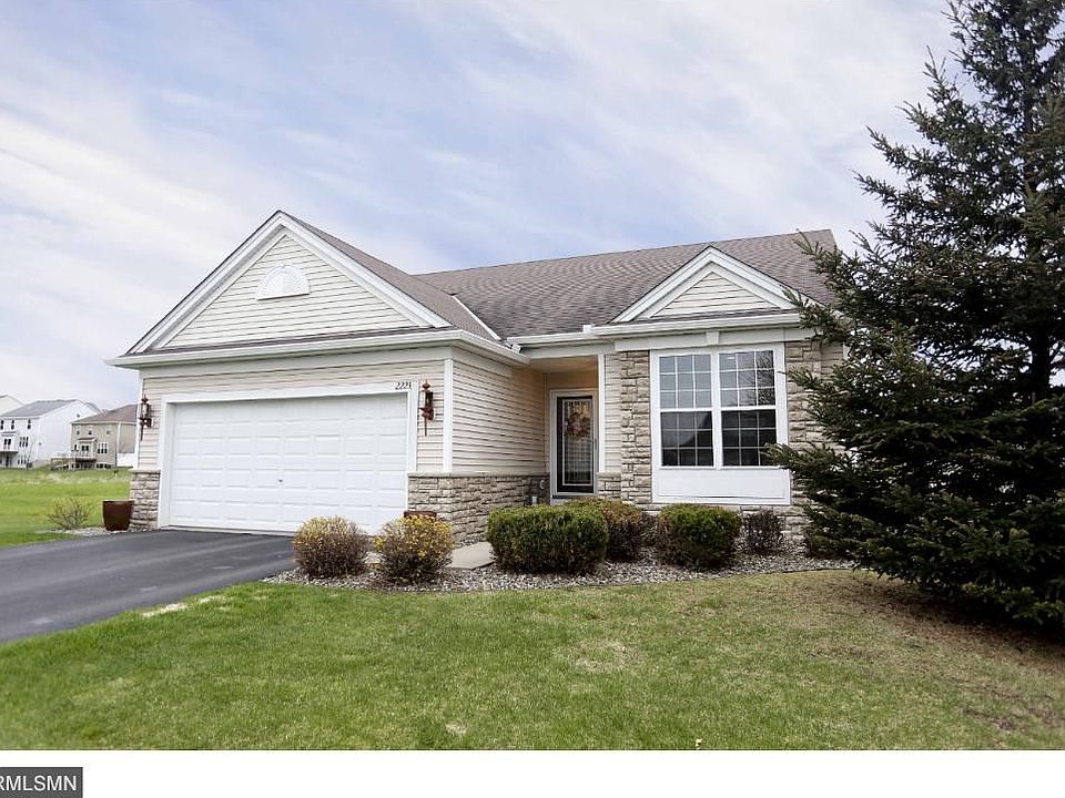 1st image of 2223 Woodcrest Ct