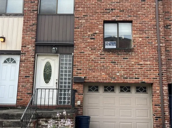 114 Pat Mews Dr, Wilmerding, PA 15148