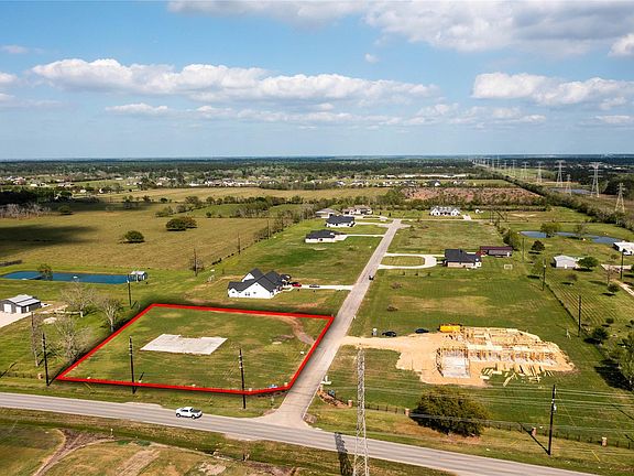 4th image of 2703 Roeder Ln Lot 1