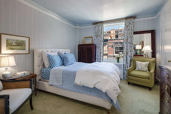Sold by Stribling | media 14