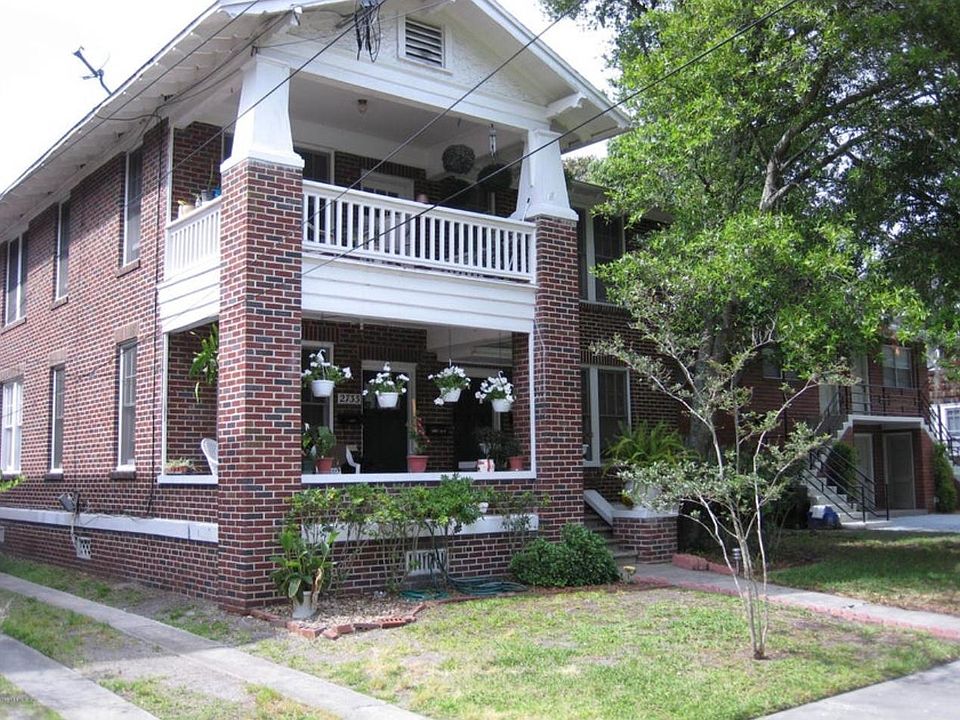 1st image of 2733 Herschel St