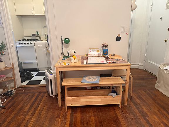 5th image of 415 W 24th St APT 1F