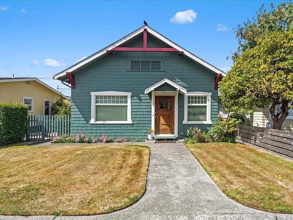 1st image of 2744 F St