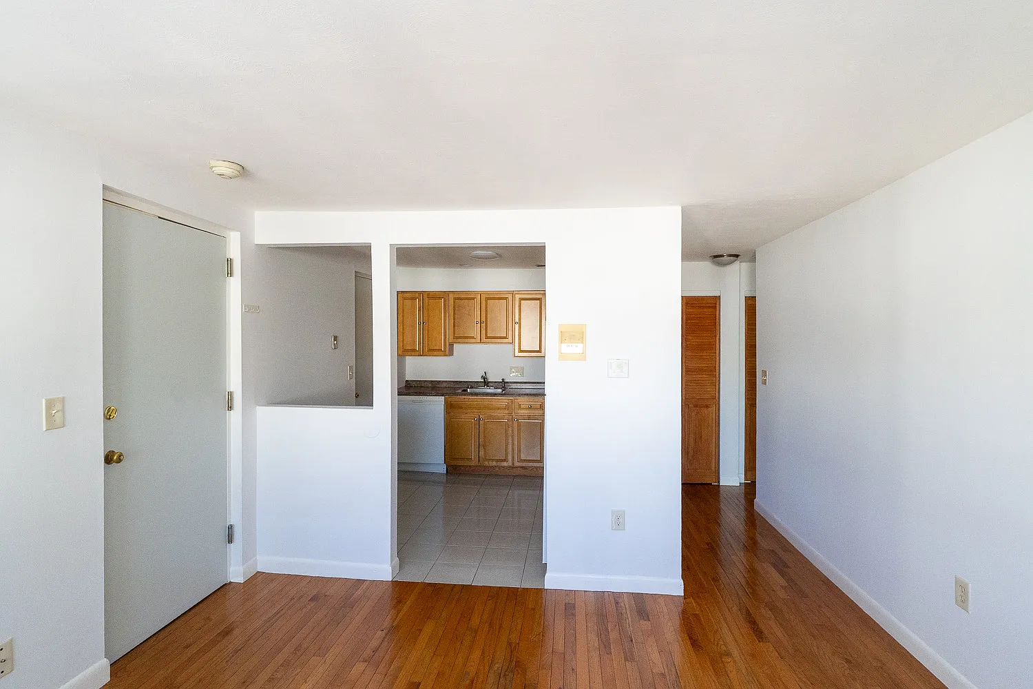 1 bed, 625 sqft, $2,100 — Photo 1