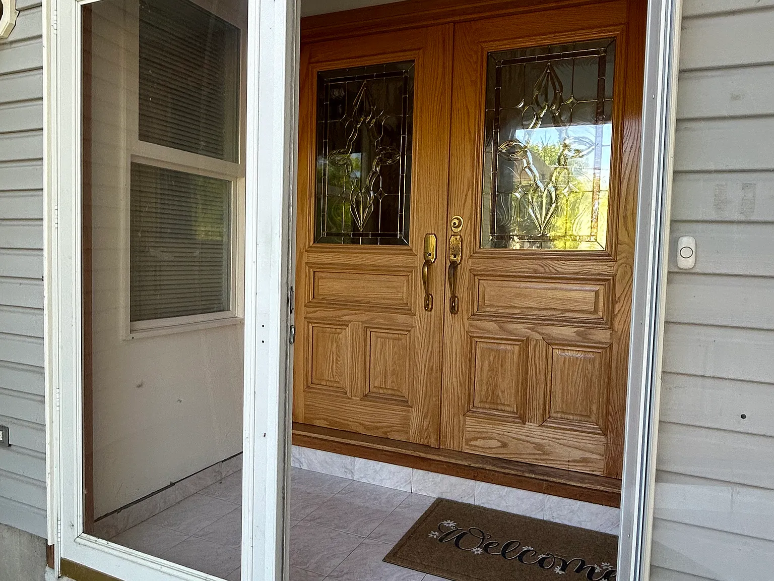 5 bed, 3477 sqft, $3,400 — Photo 2
