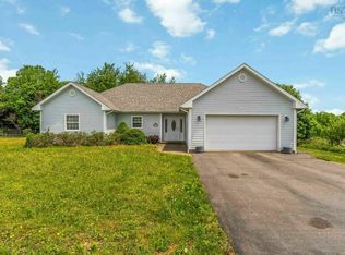 15 Deer Haven Dr, Kentville, NS B4N 0B7