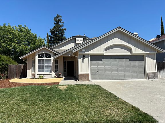 2nd image of 867 Sonnet Way