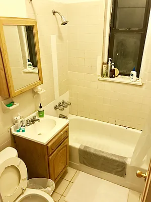 Rented by Voro, LLC | media 16