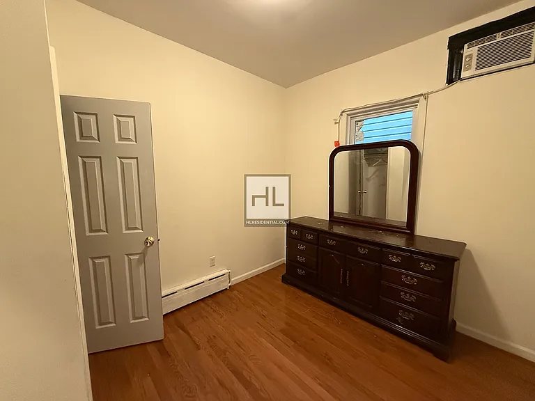 228 Benziger Ave #1 — Photo 4