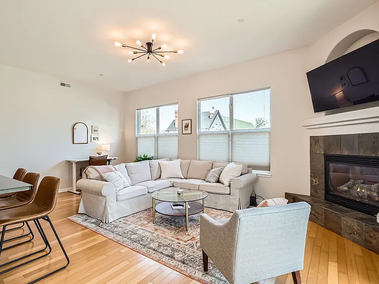 2100 N Humboldt St #105 — Photo 3