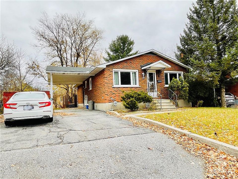 1st image of 98 Meadowlands Dr W