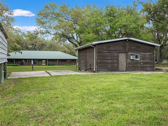 5th image of 22250 Hayman Rd