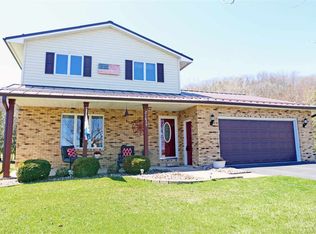 21659 Kings Row, Dubuque, IA 52001