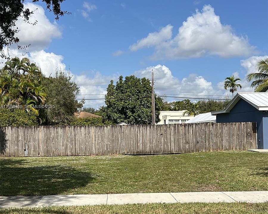 1st image of 149 Glendale Dr