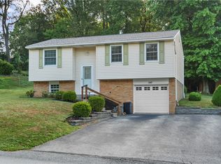 547 Fairfield Dr, Greensburg, PA 15601