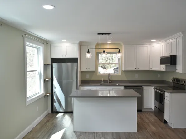 1550 State Highway 12 #6, Gales Ferry, CT 06335