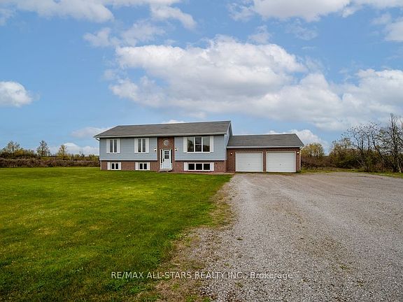 2nd image of 70 Hillhead Rd