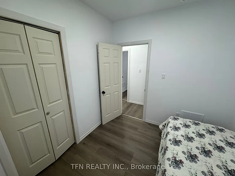 385 Gables Rd — Photo 17