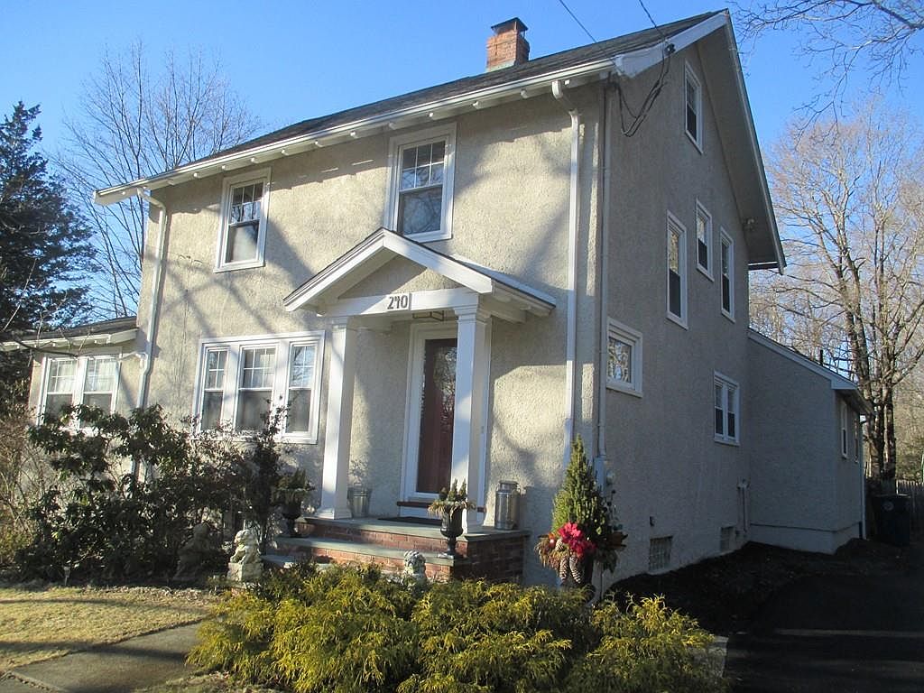 240 Village St, Medway, MA 02053 Zillow