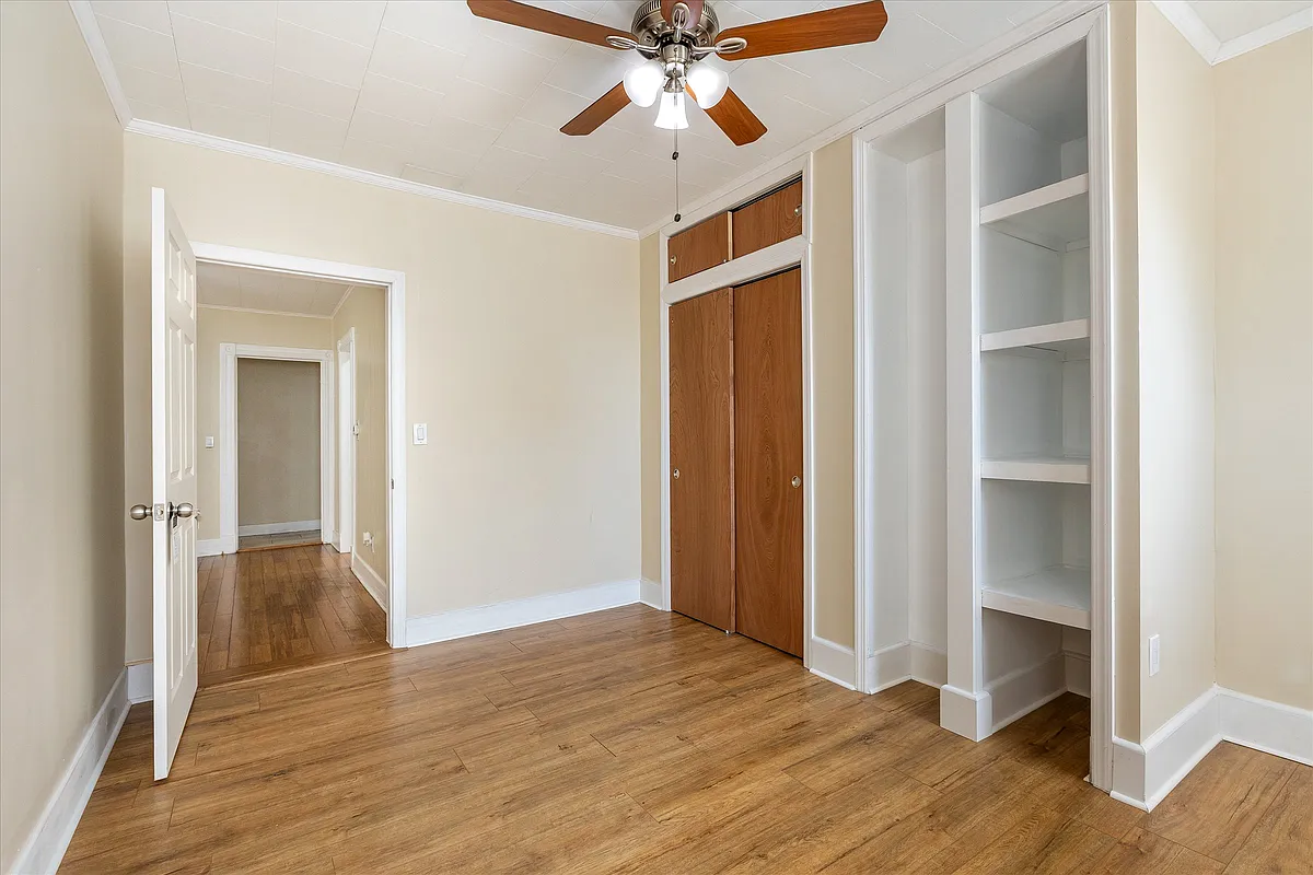 Building Photo - 253 N 7th St #1