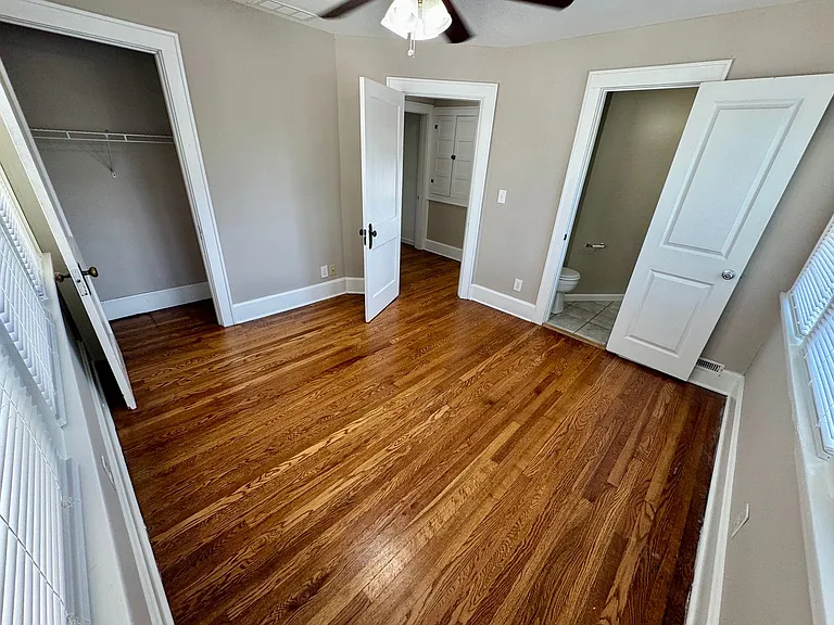 1323 W 3rd Ave — Photo 43
