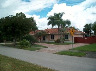 15561 SW 164th St, Miami, FL 33187