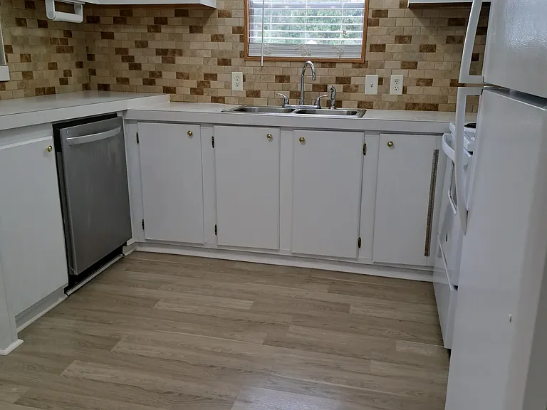 8257 Grygor Dr — Photo 4