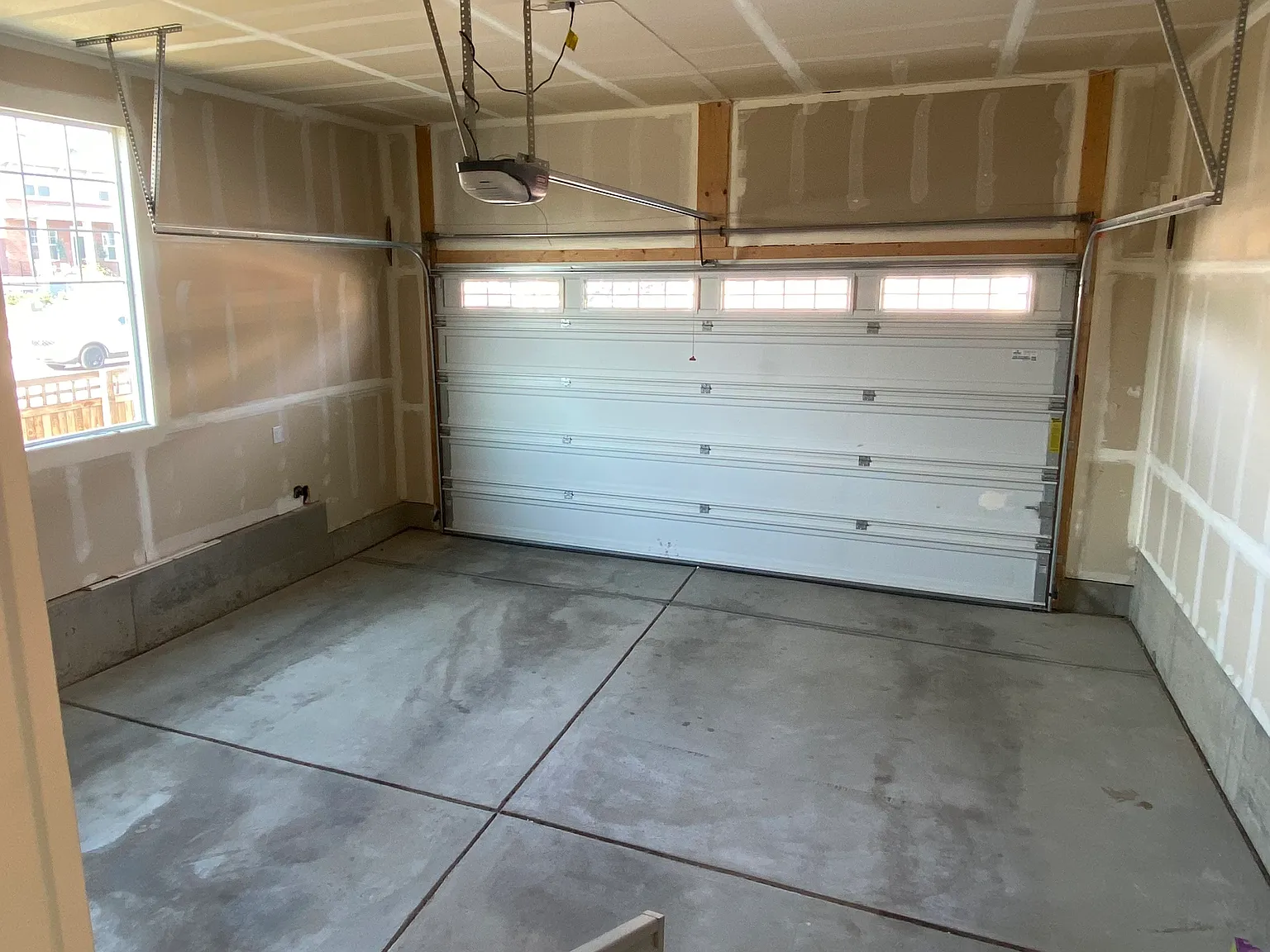 E 63rd Ave, Aurora — Photo 4