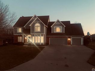 7527 SW Blue Inn Pl, Topeka, KS 66614