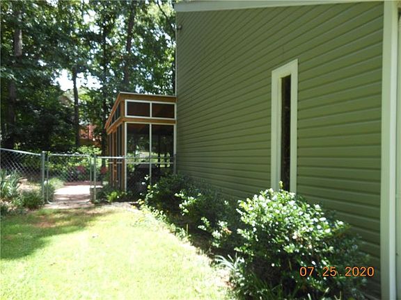 5th image of 3743 Mill Lake Dr