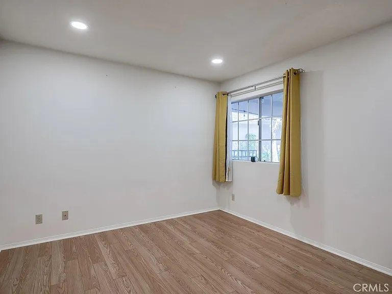 27196 Ryan Dr — Photo 10
