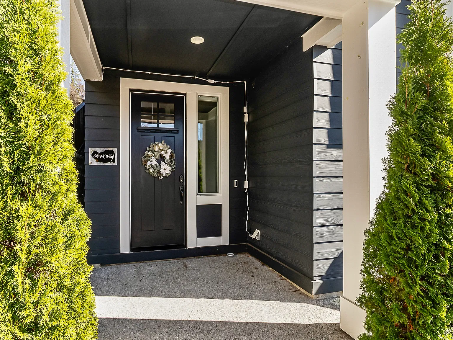 4 bed, 3076 sqft, $4,395 — Photo 2